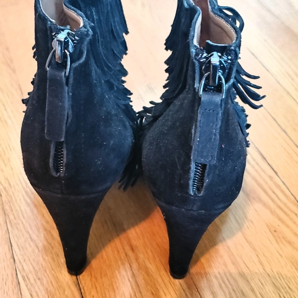 Banana Republic fringe suede bootie - Picture 3 of 4
